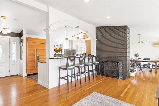 7 Clover Lane, Natick, MA 01760