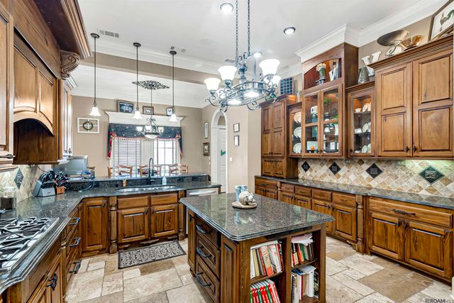 11372 Greenside Dr, Gonzales, LA 70737