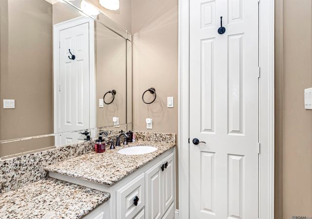 11372 Greenside Dr, Gonzales, LA 70737