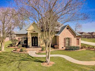 11372 Greenside Dr, Gonzales, LA 70737