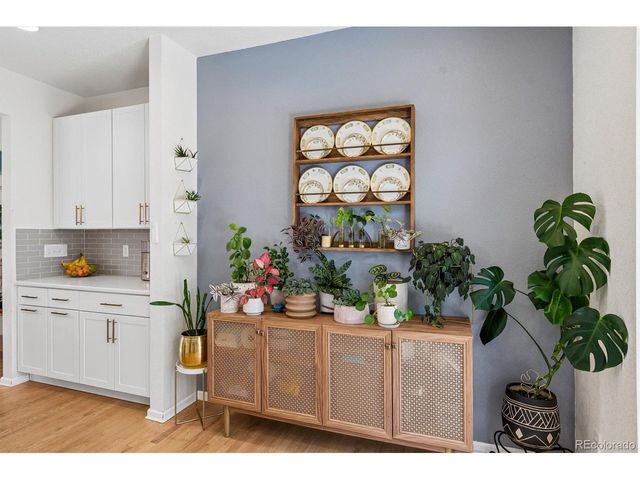 154 Oneida Ct, Denver, CO 80220