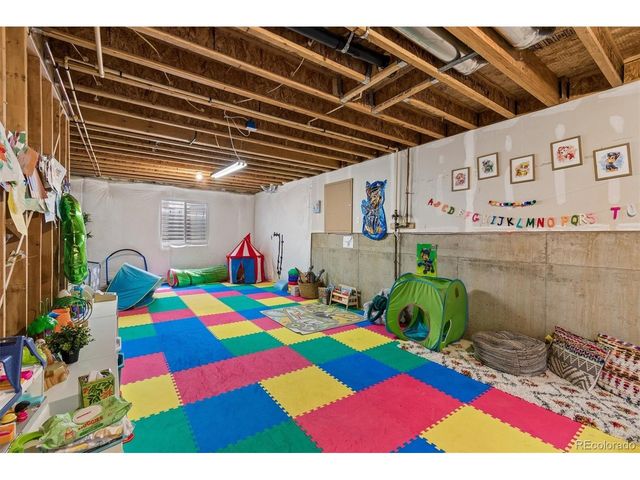 154 Oneida Ct, Denver, CO 80220