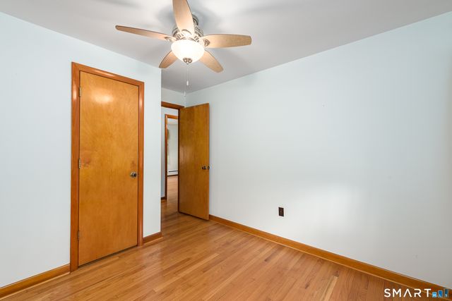 6 Saunders Lane, Prospect, CT 06712