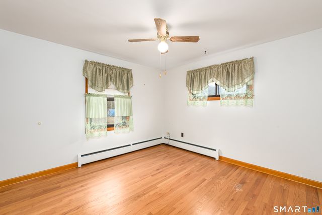 6 Saunders Lane, Prospect, CT 06712