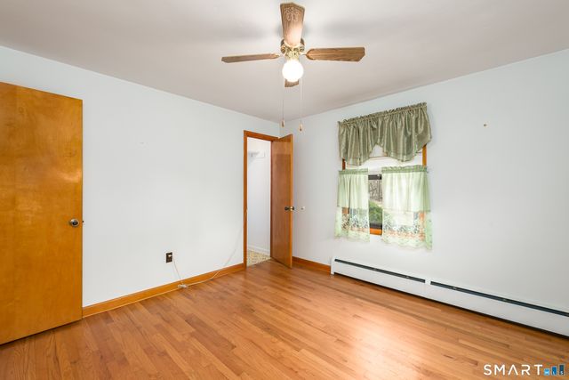 6 Saunders Lane, Prospect, CT 06712