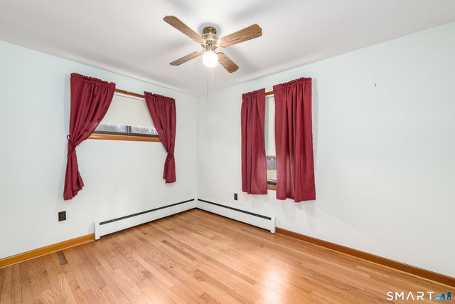 6 Saunders Lane, Prospect, CT 06712