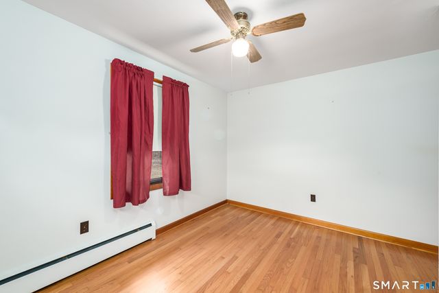 6 Saunders Lane, Prospect, CT 06712