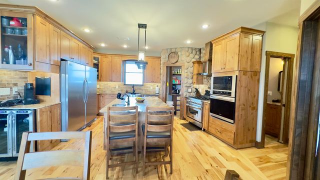 95 Firethorne Lane, Melbourne, AR 72556