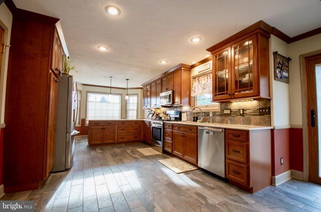 153 TIMBER LN, Hanover, PA 17331