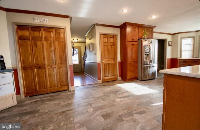 153 TIMBER LN, Hanover, PA 17331