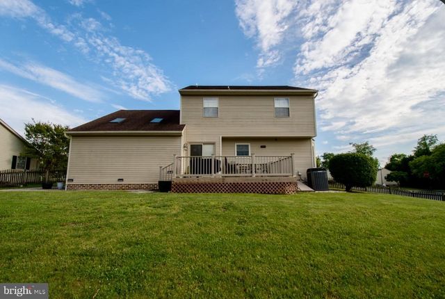 153 TIMBER LN, Hanover, PA 17331