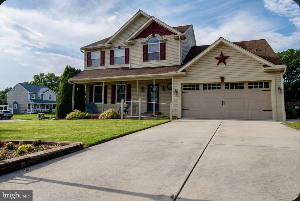 153 TIMBER LN, Hanover, PA 17331