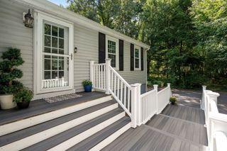 543 Central Street, Holliston, MA 01746