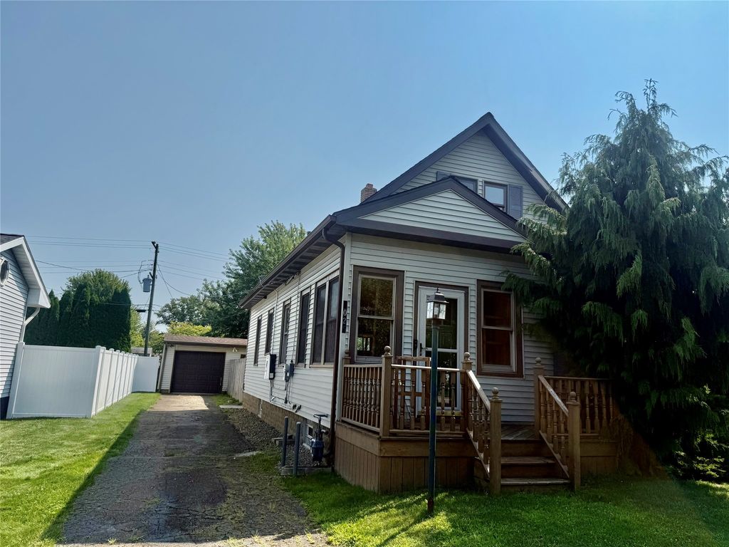1025 SHENK Avenue, Erie, PA 16505