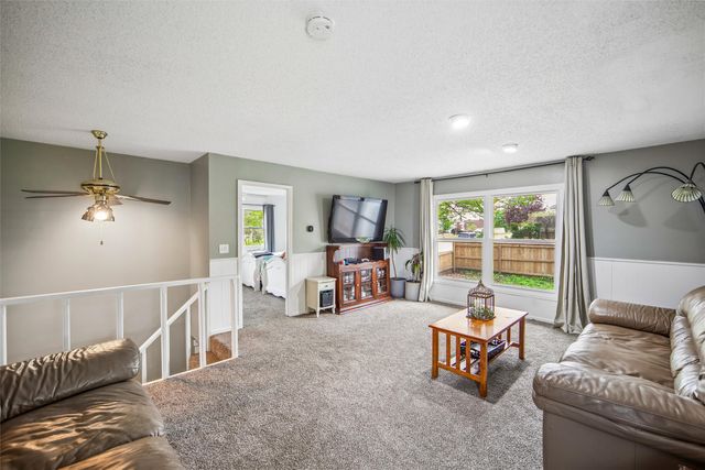 102 4th Street SE, Bondurant, IA 50035