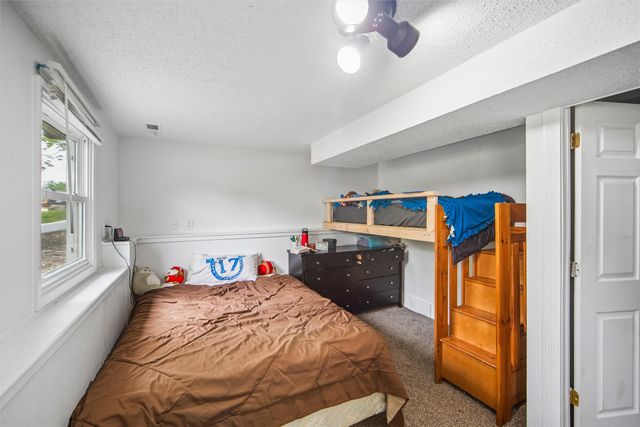 102 4th Street SE, Bondurant, IA 50035