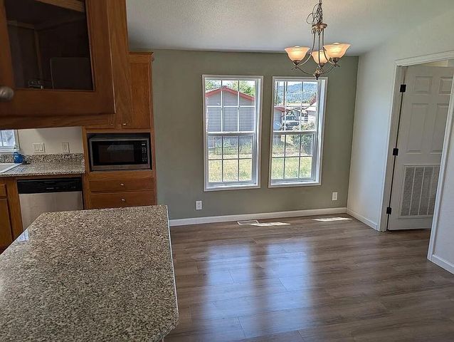 3210 Diamond Street, Klamath Falls, OR 97601
