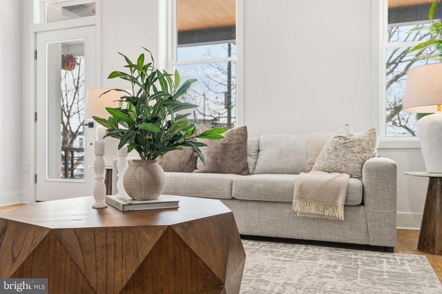 2815 NORTH CAPITOL ST NE, Washington, DC 20002