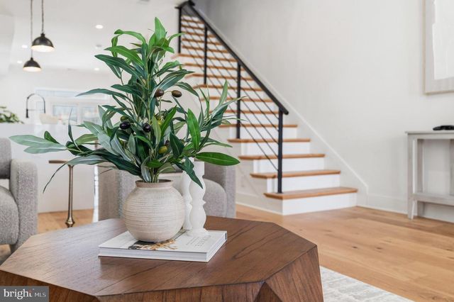 2815 NORTH CAPITOL ST NE, Washington, DC 20002