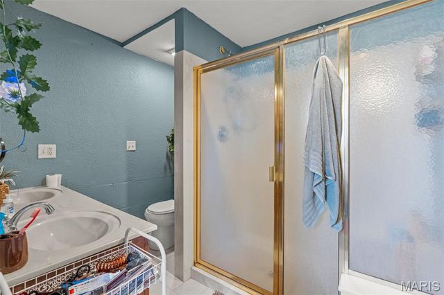 7025 Highway O, Robertsville, MO 63072