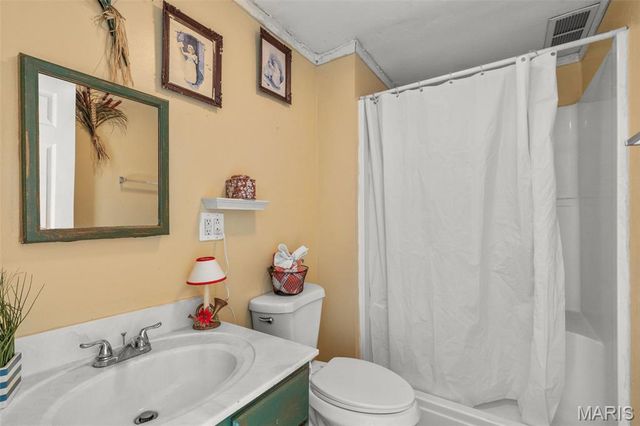 7025 Highway O, Robertsville, MO 63072