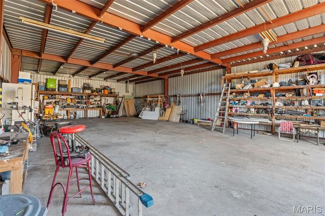 7025 Highway O, Robertsville, MO 63072