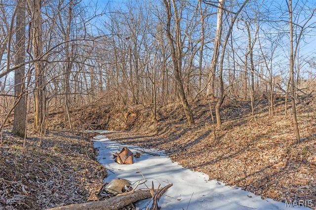 7025 Highway O, Robertsville, MO 63072