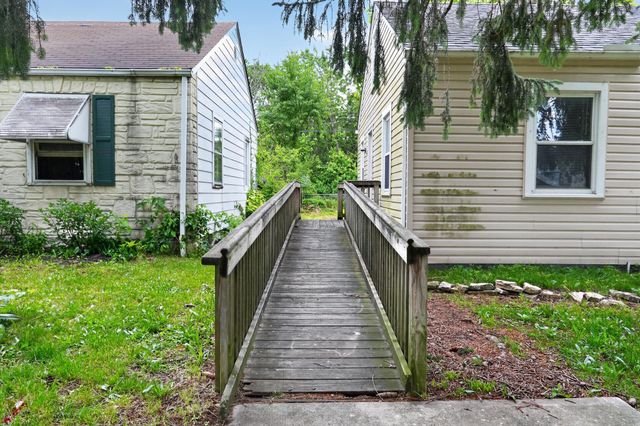 2246 Atwood Terrace, Columbus, OH 43211