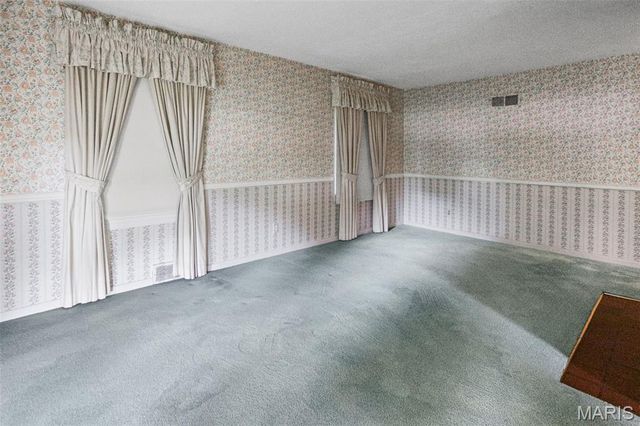 8 Linden Drive, Belleville, IL 62221
