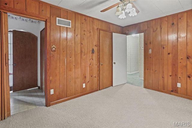 8 Linden Drive, Belleville, IL 62221