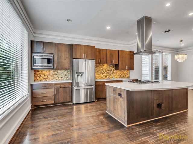 6108 Potomac Enclave Drive, Houston, TX 77057