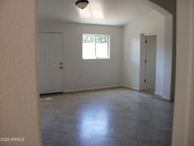 662 S 26TH Street, Mesa, AZ 85204