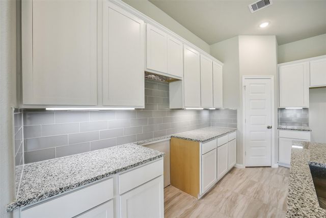 31414 Hidden Rosehill Circle, Hockley, TX 77447