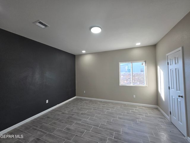 12109 SANAA Drive, El Paso, TX 79934