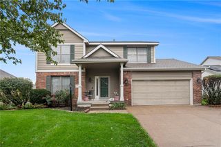 1040 Stone Creek Drive, Lawrence, KS 66049
