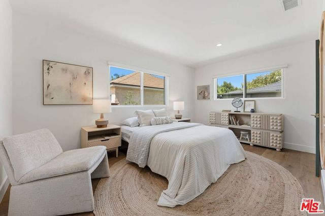 10811 Farragut Drive, Culver City, CA 90230