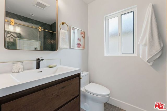10811 Farragut Drive, Culver City, CA 90230