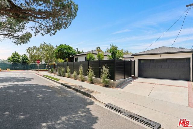 10811 Farragut Drive, Culver City, CA 90230