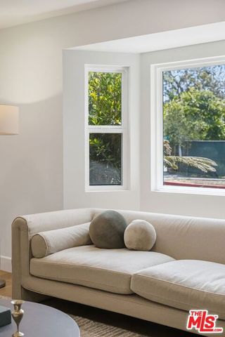 10811 Farragut Drive, Culver City, CA 90230