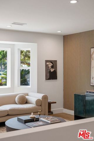 10811 Farragut Drive, Culver City, CA 90230