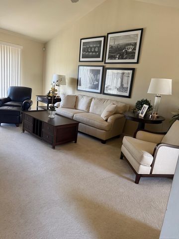 45781 Eden Avenue, Macomb, MI 48044