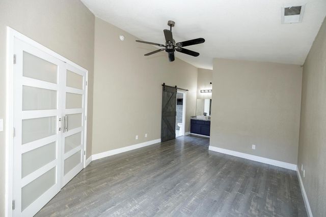 2325 Manor Oak Dr, Modesto, CA 95355
