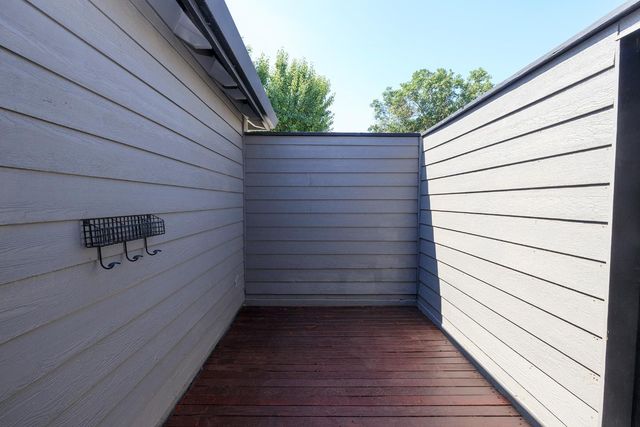 2325 Manor Oak Dr, Modesto, CA 95355