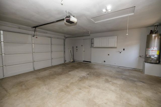 2325 Manor Oak Dr, Modesto, CA 95355