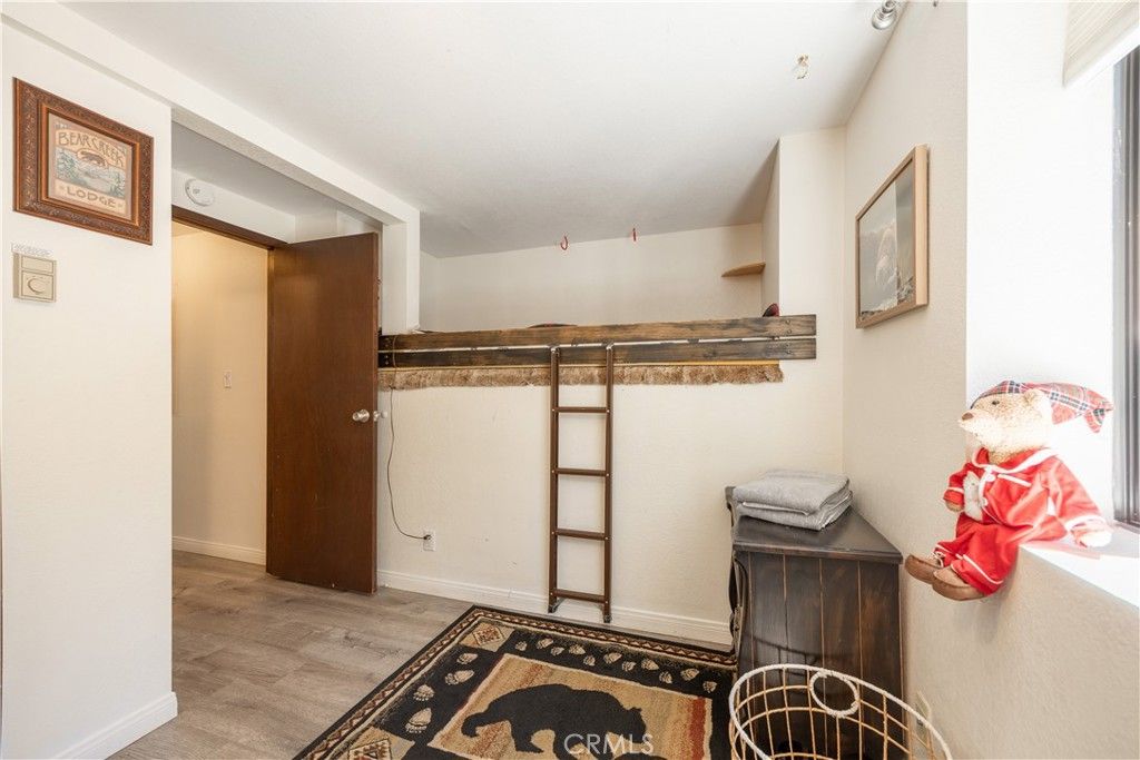 Image 18 of property listing at 432 Gold Mountain, Big Bear City, CA 92314