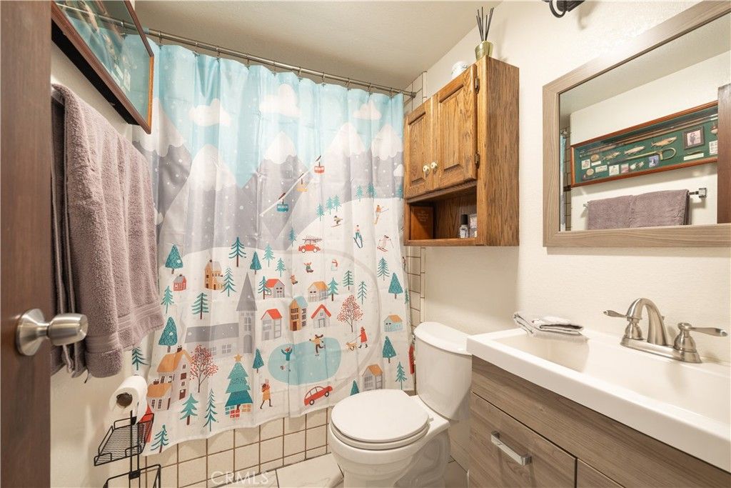 Image 20 of property listing at 432 Gold Mountain, Big Bear City, CA 92314