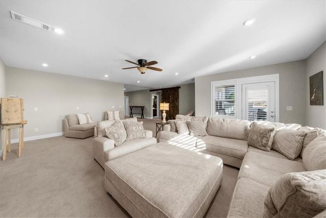 68 Lakeland Drive, Dawsonville, GA 30534