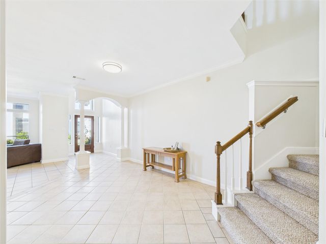 483 Mariners Drive, Kemah, TX 77565