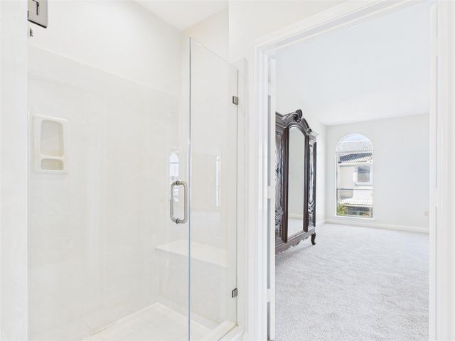 483 Mariners Drive, Kemah, TX 77565