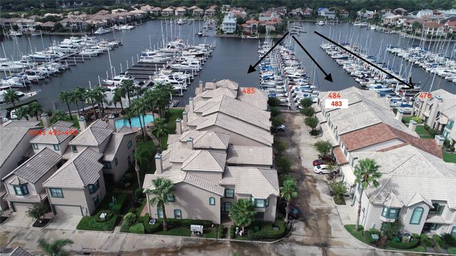 483 Mariners Drive, Kemah, TX 77565